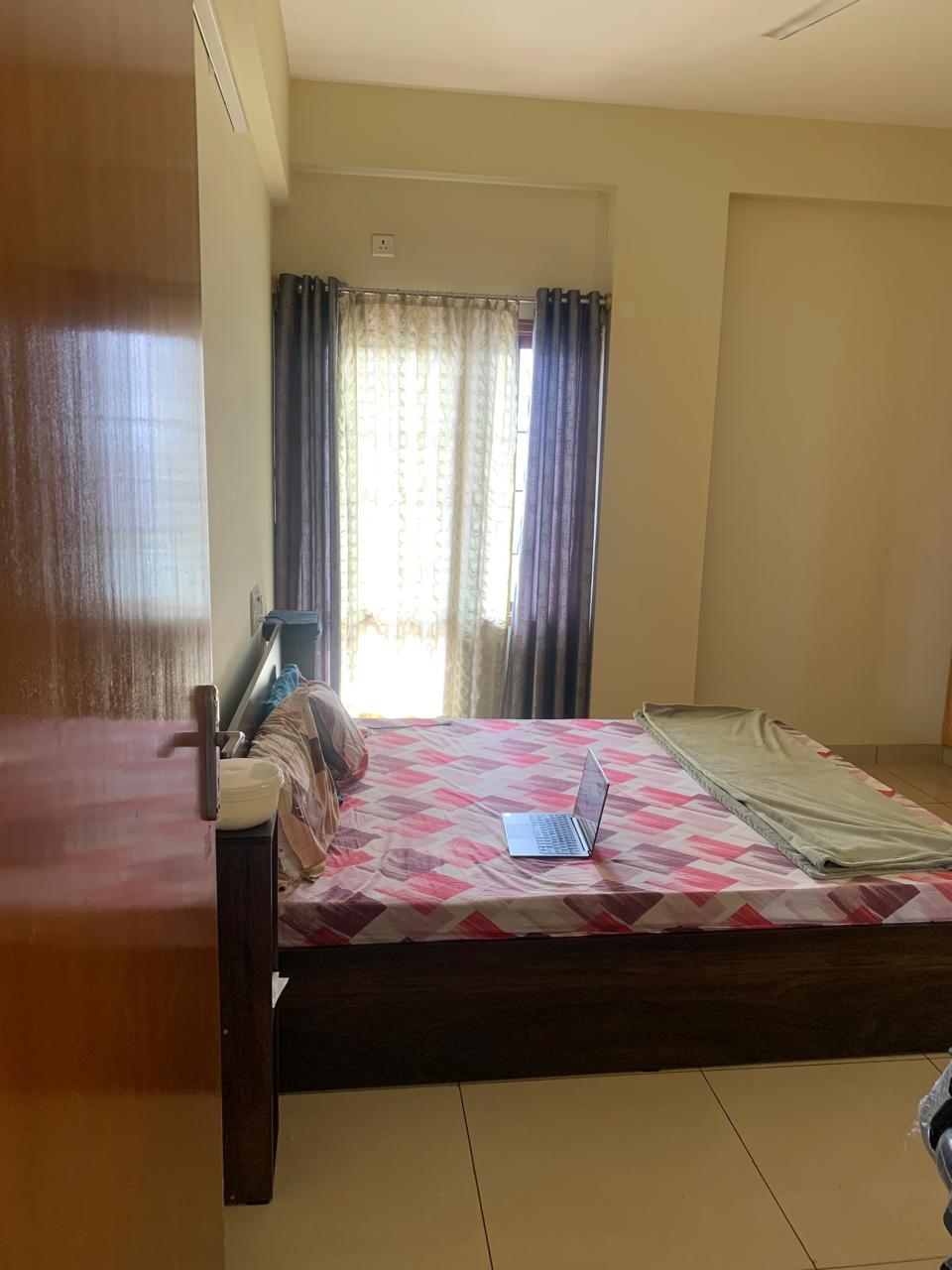 https://findmyroom-property-images-india.s3.ap-south-1.amazonaws.com/aapnm-1732898940487-22684.jpg
