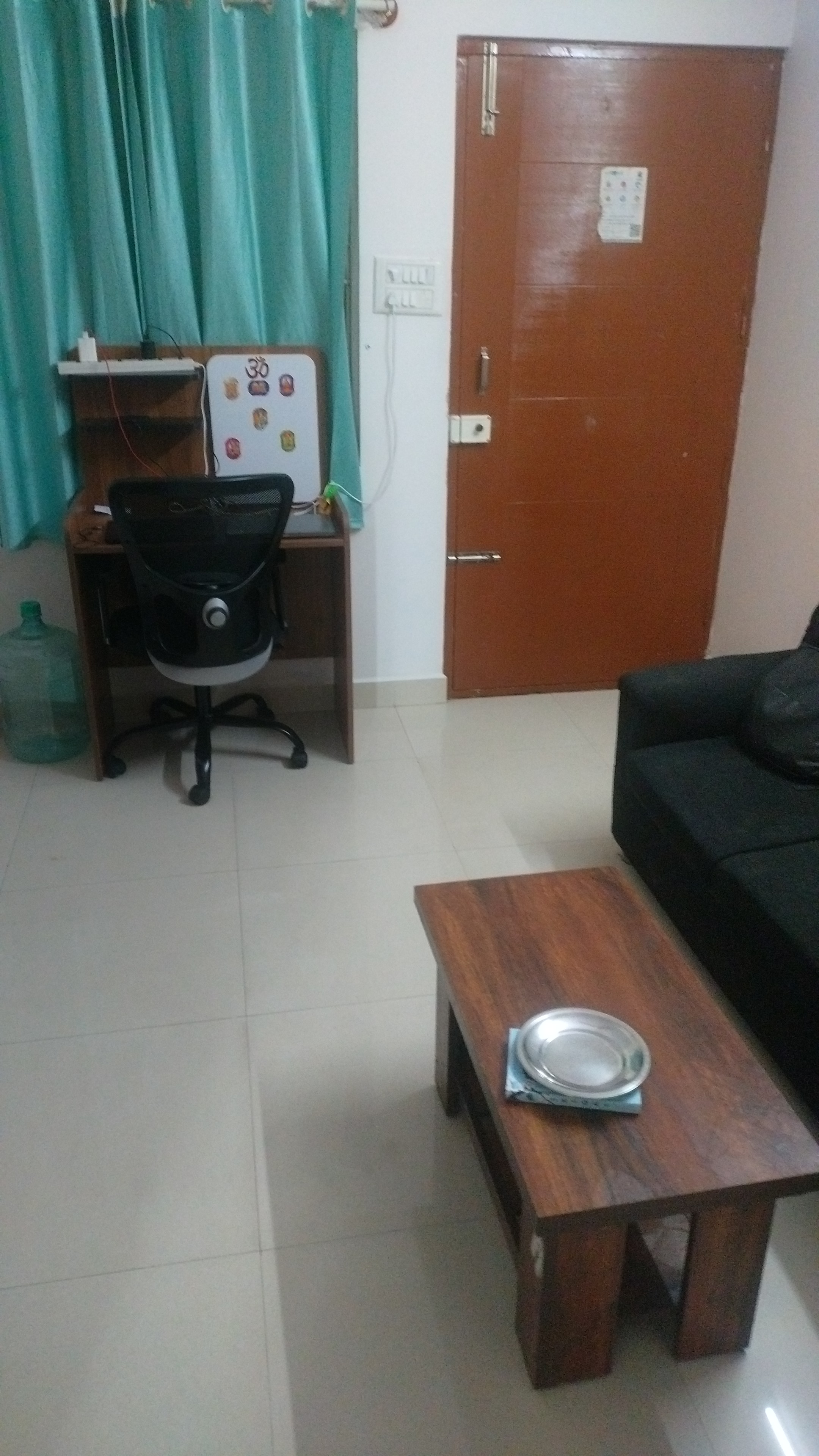 https://findmyroom-property-images-india.s3.ap-south-1.amazonaws.com/aebhq-1731850455052-23234.jpg