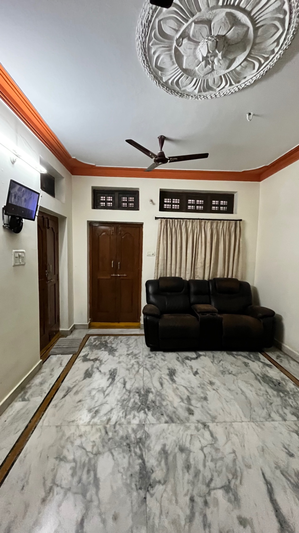 https://findmyroom-property-images-india.s3.ap-south-1.amazonaws.com/afscm-1768304976838-73846