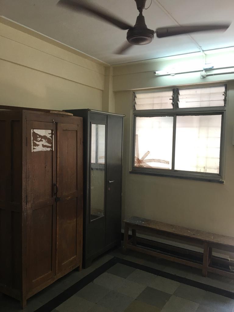 https://findmyroom-property-images-india.s3.ap-south-1.amazonaws.com/ahdde-1671880146253-68432.jpg
