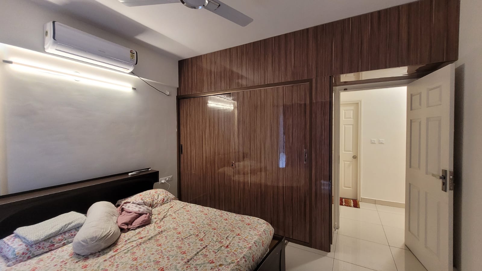 https://findmyroom-property-images-india.s3.ap-south-1.amazonaws.com/ajdxs-1719142845278-46327.jpeg