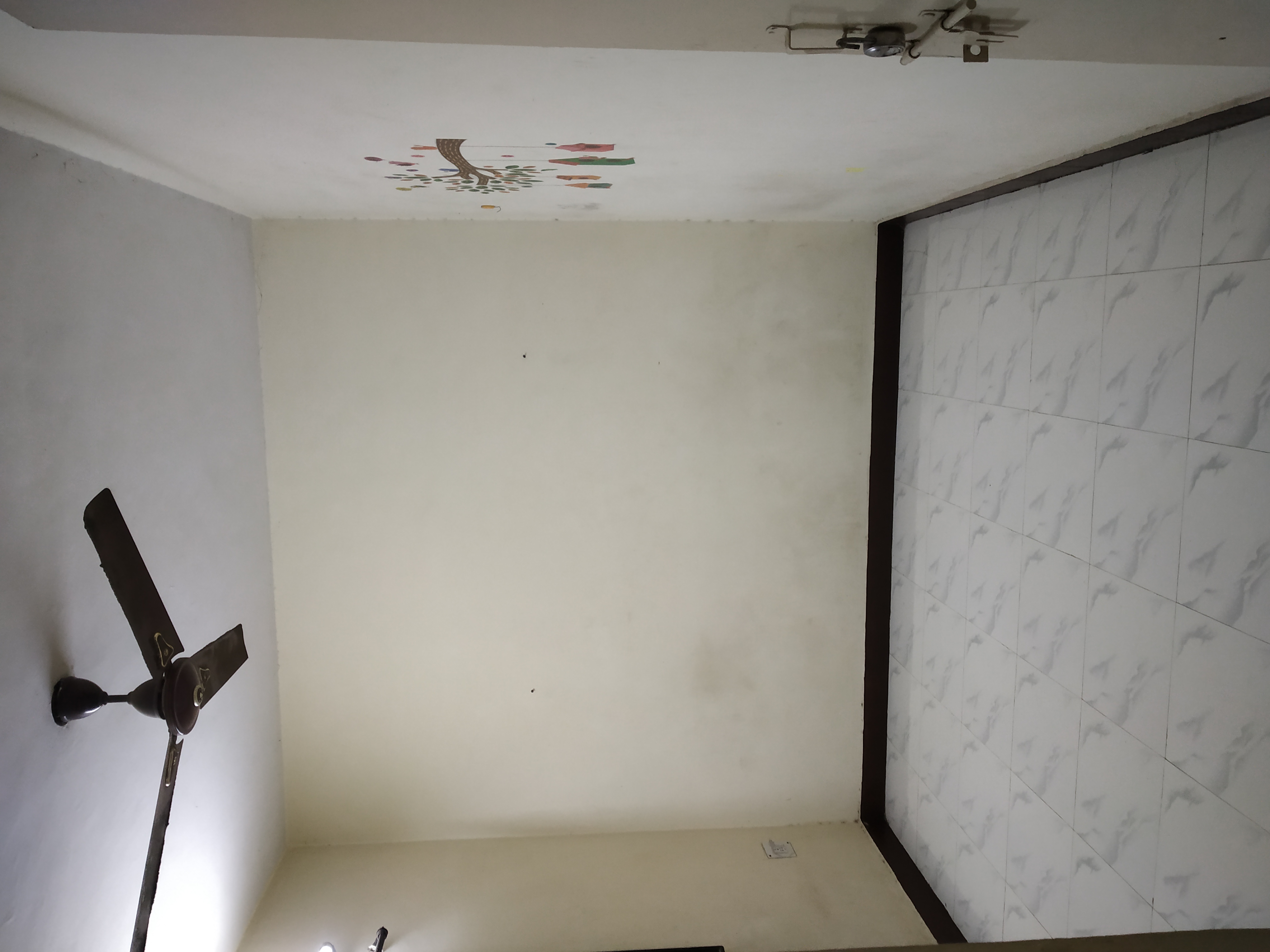 https://findmyroom-property-images-india.s3.ap-south-1.amazonaws.com/akqqu-1715445202545-57412.jpg