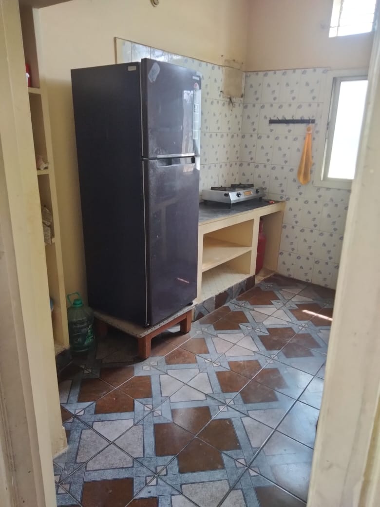 https://findmyroom-property-images-india.s3.ap-south-1.amazonaws.com/atphr-1745074854579-12782.jpg