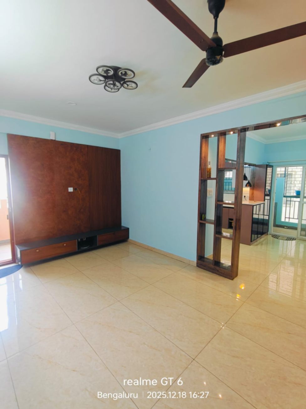 https://findmyroom-property-images-india.s3.ap-south-1.amazonaws.com/awinz-1766918388194-66520
