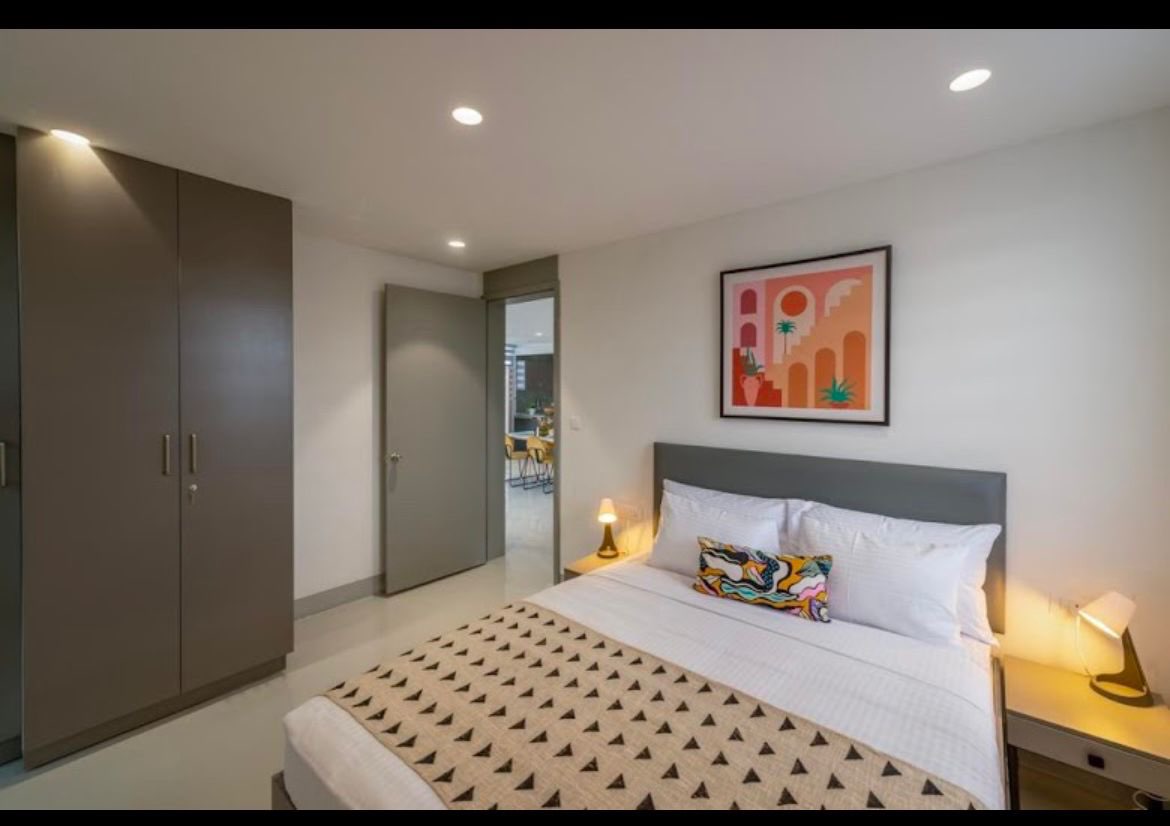https://findmyroom-property-images-india.s3.ap-south-1.amazonaws.com/axvmi-1759935053383-25120