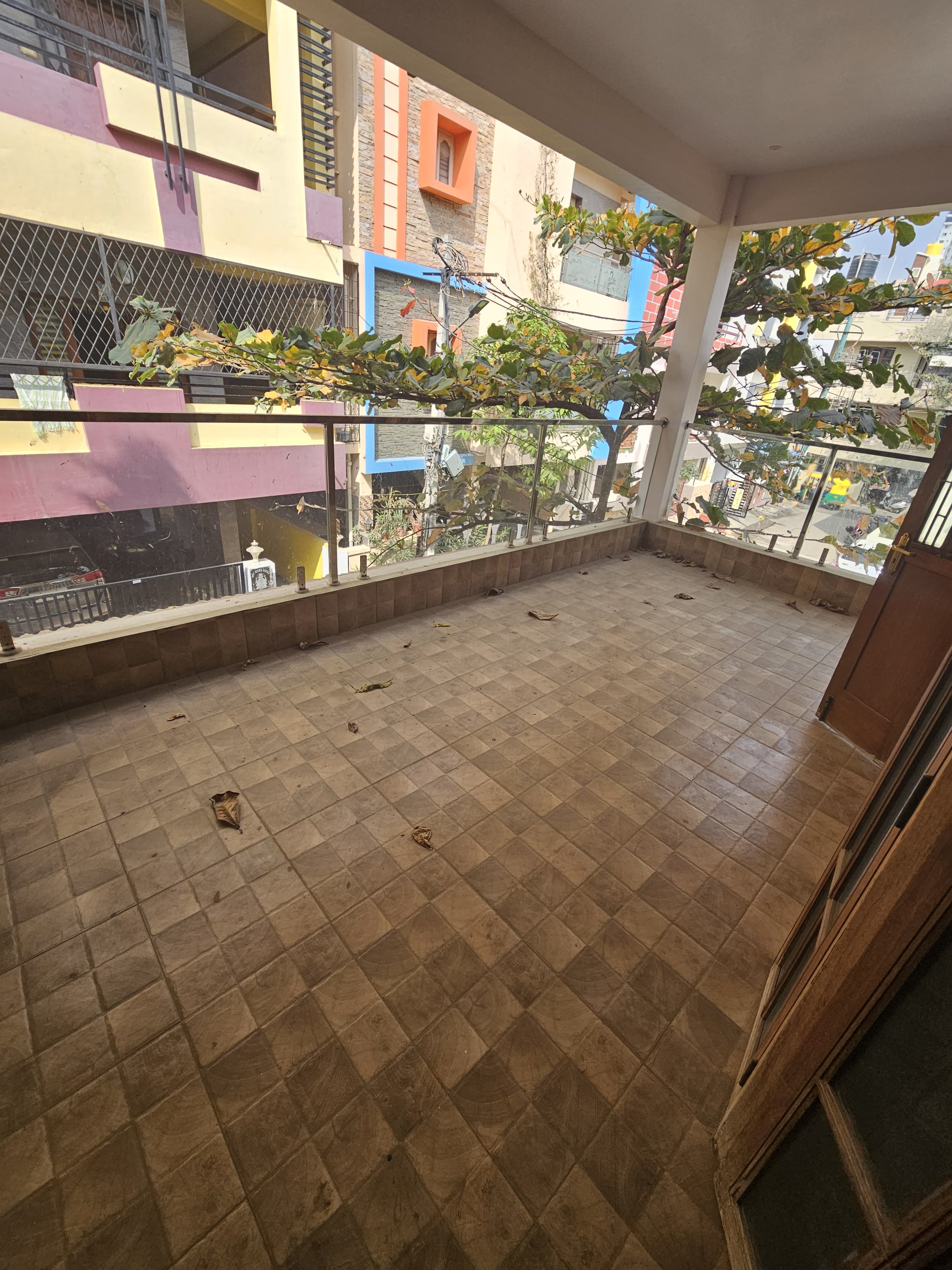 https://findmyroom-property-images-india.s3.ap-south-1.amazonaws.com/bbarb-1719762085668-68186.jpeg