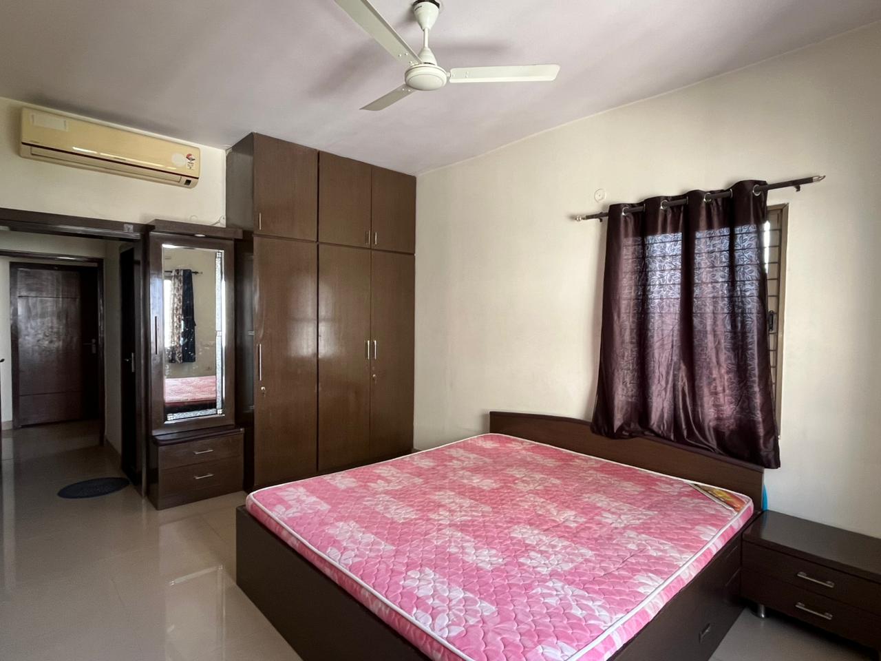 https://findmyroom-property-images-india.s3.ap-south-1.amazonaws.com/bgznz-1771241675016-06221.jpeg