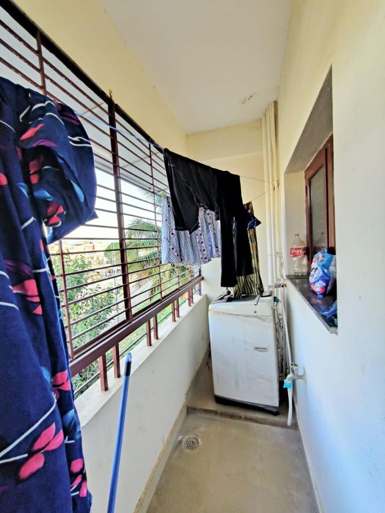 https://findmyroom-property-images-india.s3.ap-south-1.amazonaws.com/bidln-1713366510890-16123.jpg