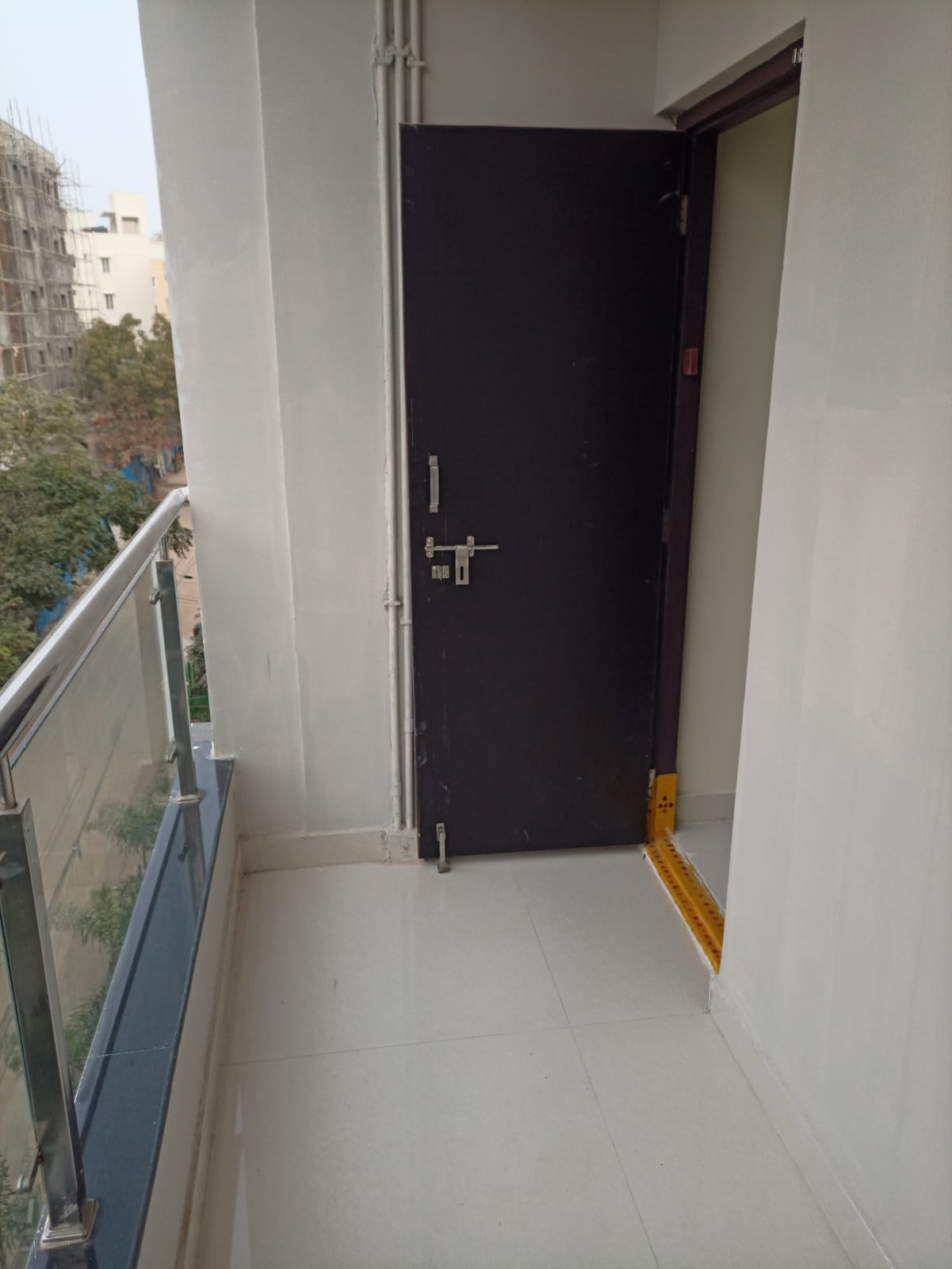 https://findmyroom-property-images-india.s3.ap-south-1.amazonaws.com/bjbeg-1698854506646-73402.jpg