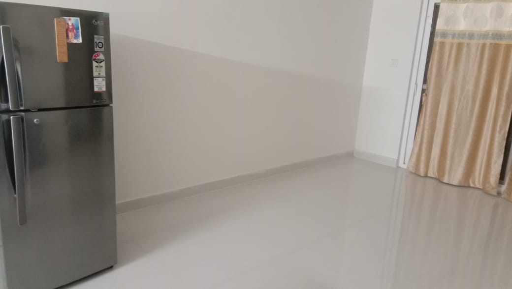 https://findmyroom-property-images-india.s3.ap-south-1.amazonaws.com/boiwe-1657468048161-24232.jpeg