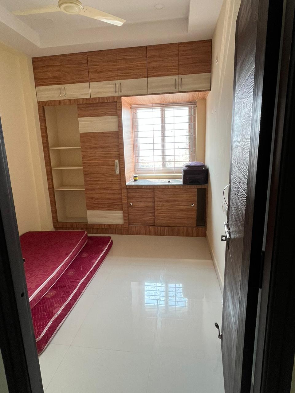 https://findmyroom-property-images-india.s3.ap-south-1.amazonaws.com/bpzol-1678997436416-61571.jpg