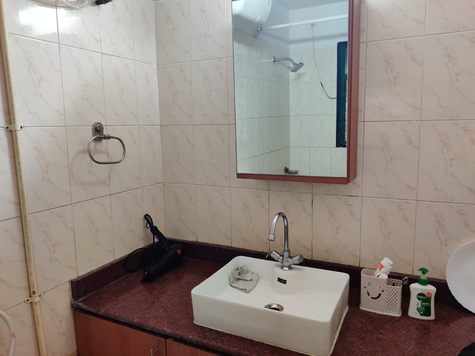 https://findmyroom-property-images-india.s3.ap-south-1.amazonaws.com/brtmh-1707790071256-27122.jpg