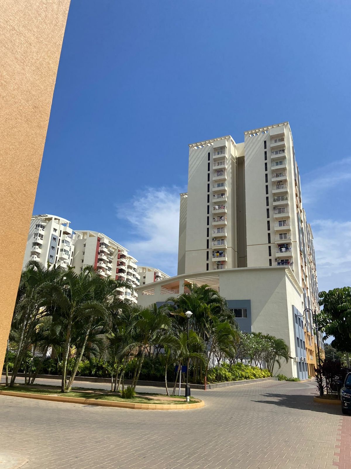 https://findmyroom-property-images-india.s3.ap-south-1.amazonaws.com/bsbzf-1721713560560-67138.jpg