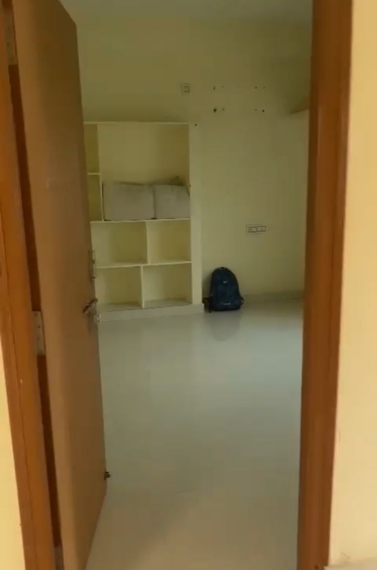 https://findmyroom-property-images-india.s3.ap-south-1.amazonaws.com/btvgg-1703008415085-34033.jpg