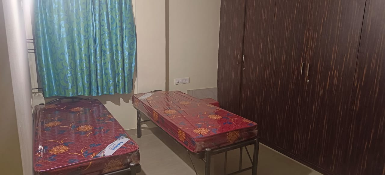 https://findmyroom-property-images-india.s3.ap-south-1.amazonaws.com/bvxxc-1662434381955-31707.jpg