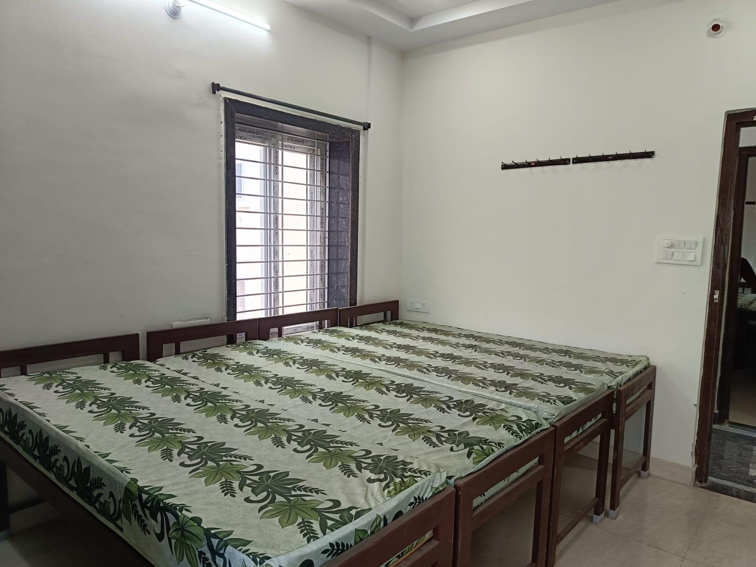 https://findmyroom-property-images-india.s3.ap-south-1.amazonaws.com/bzkqd-1771256176149-37523