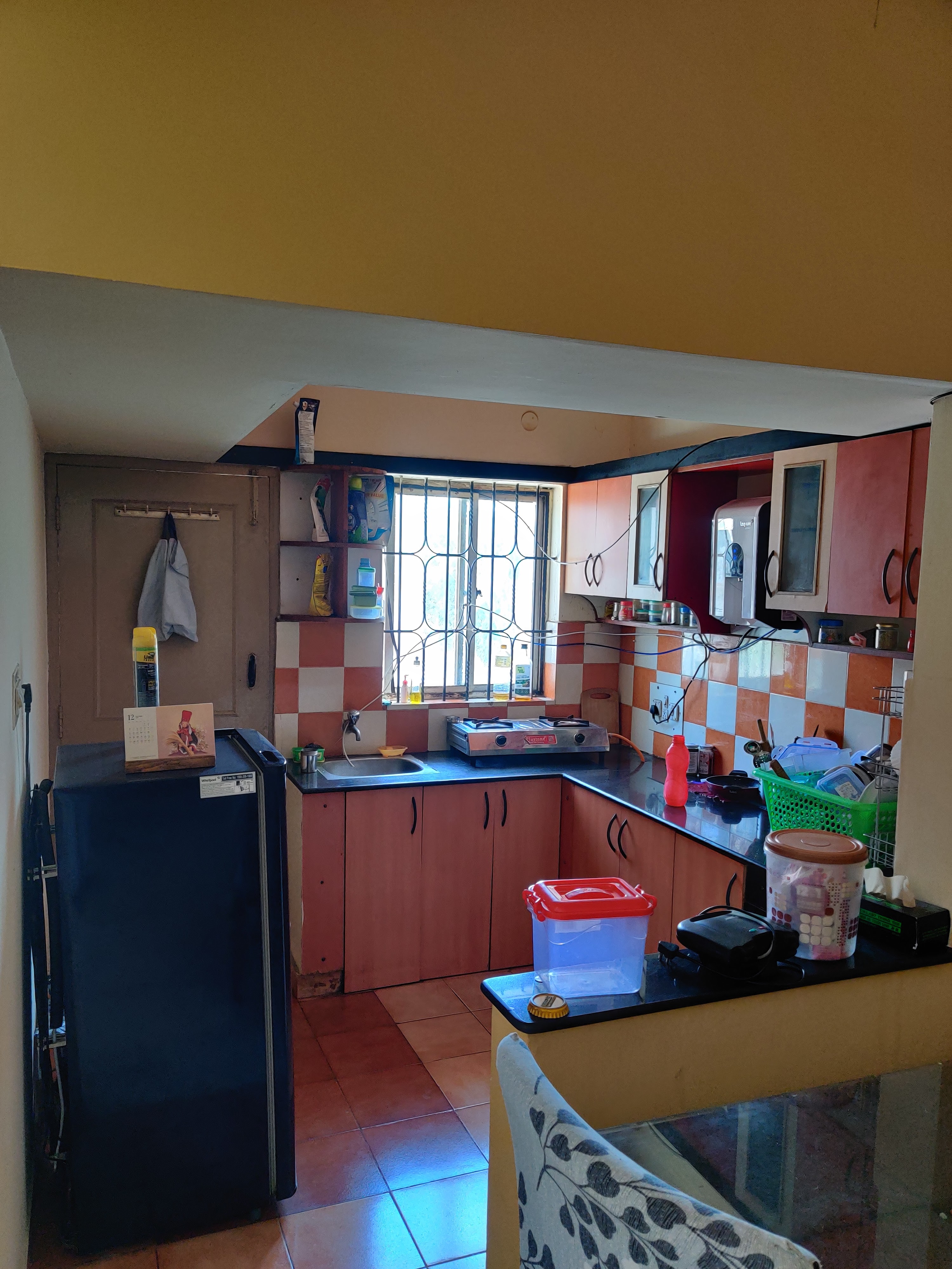 https://findmyroom-property-images-india.s3.ap-south-1.amazonaws.com/ccbuh-1705230204514-86528.jpg