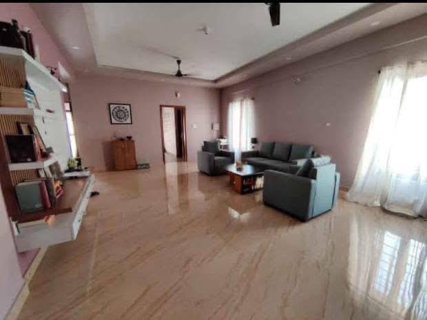 https://findmyroom-property-images-india.s3.ap-south-1.amazonaws.com/ccqyc-1763100077273-40886
