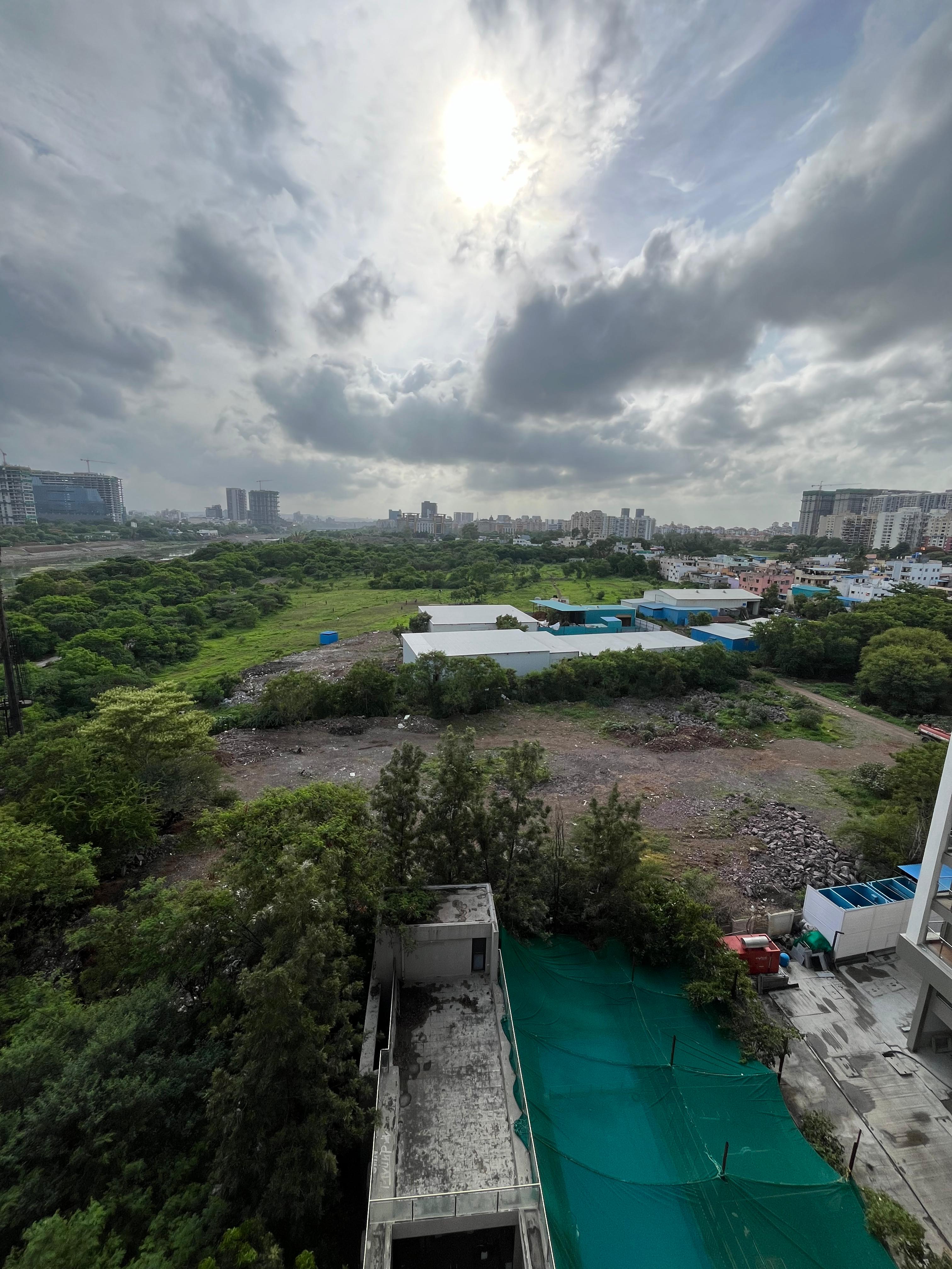 https://findmyroom-property-images-india.s3.ap-south-1.amazonaws.com/cfsnb-1748317685033-08205.jpg