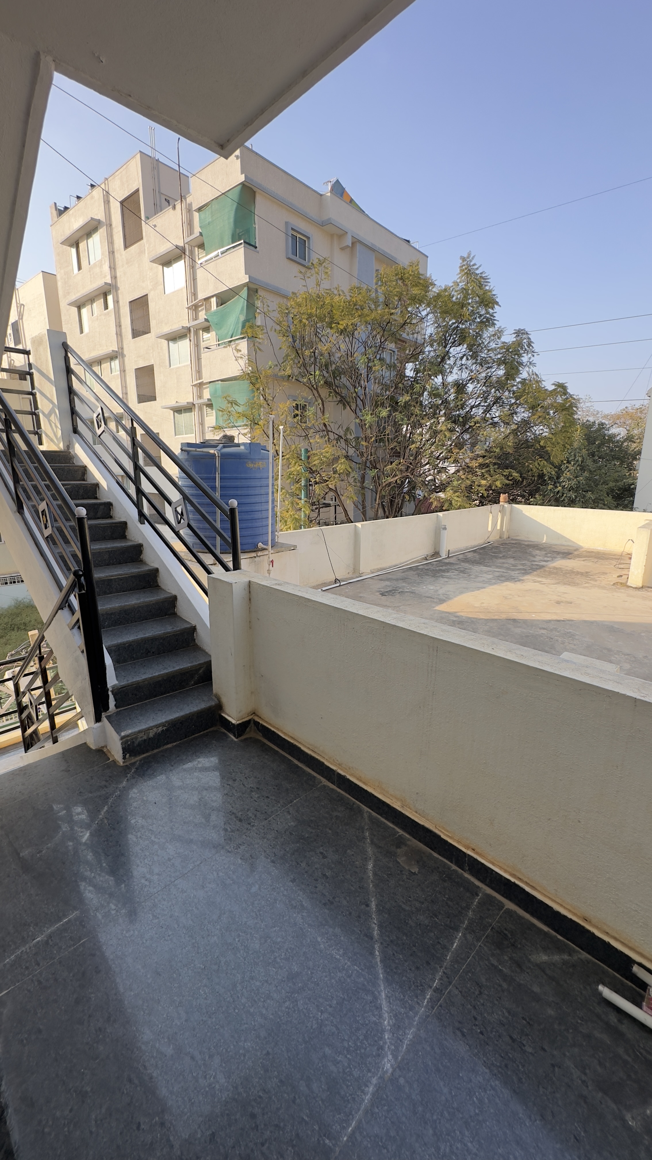 https://findmyroom-property-images-india.s3.ap-south-1.amazonaws.com/cgbgn-1708069210174-66171.jpeg
