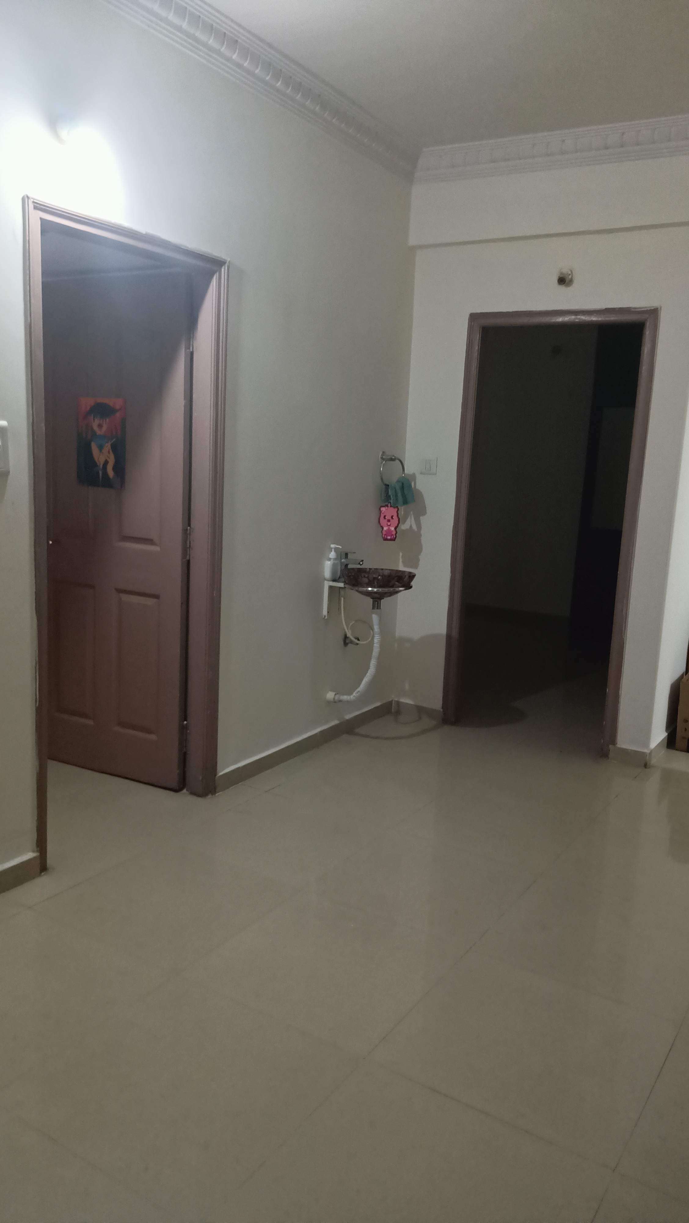https://findmyroom-property-images-india.s3.ap-south-1.amazonaws.com/clokb-1753323027397-70750.jpg