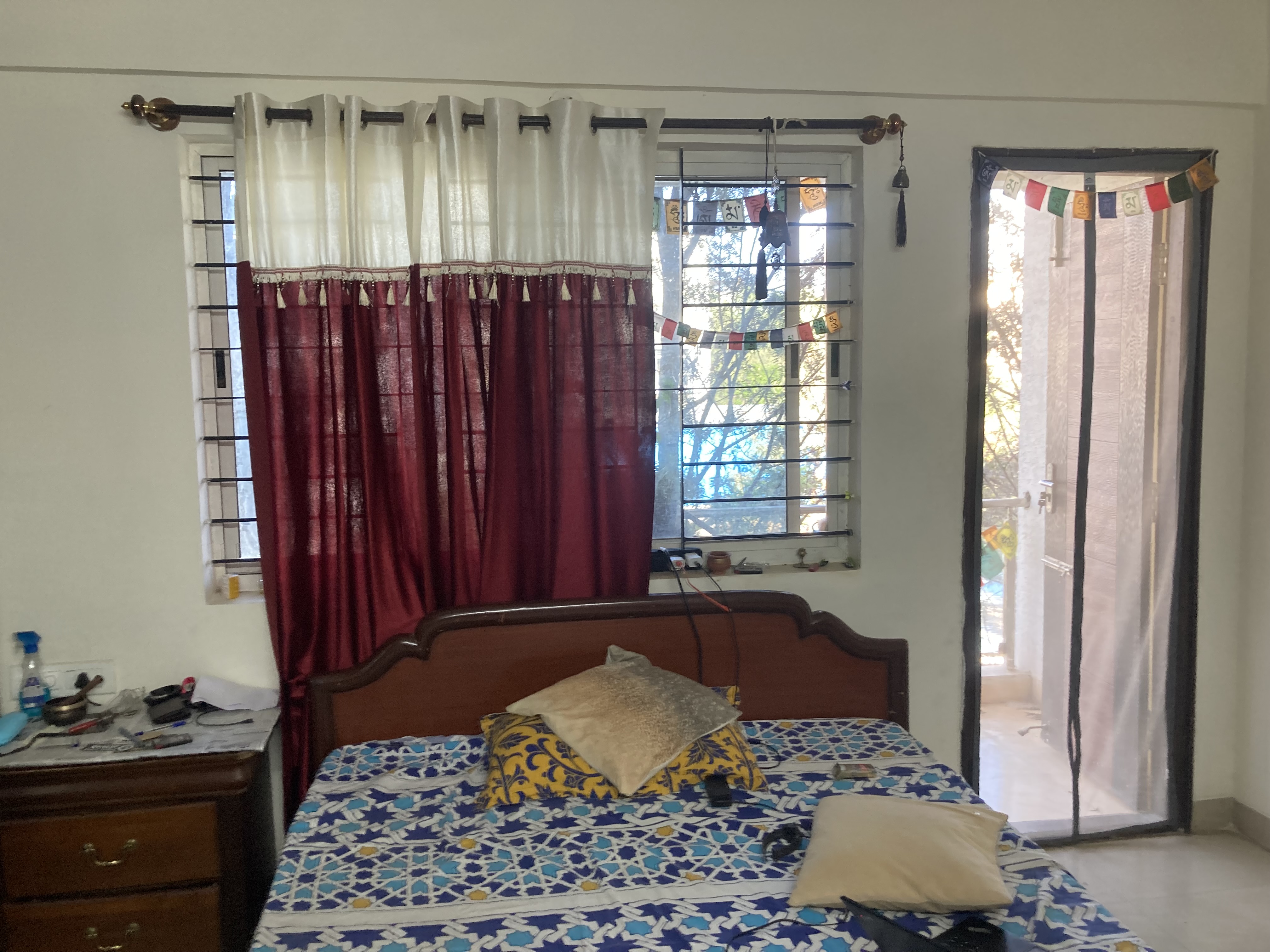 https://findmyroom-property-images-india.s3.ap-south-1.amazonaws.com/clsna-1742656530679-81658.jpeg