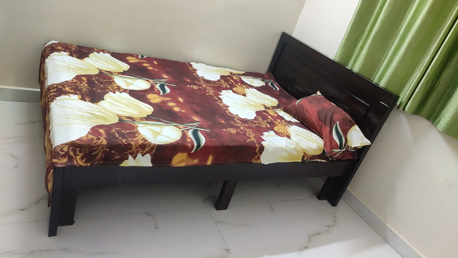 https://findmyroom-property-images-india.s3.ap-south-1.amazonaws.com/cmjwr-1737364386235-40524.jpg