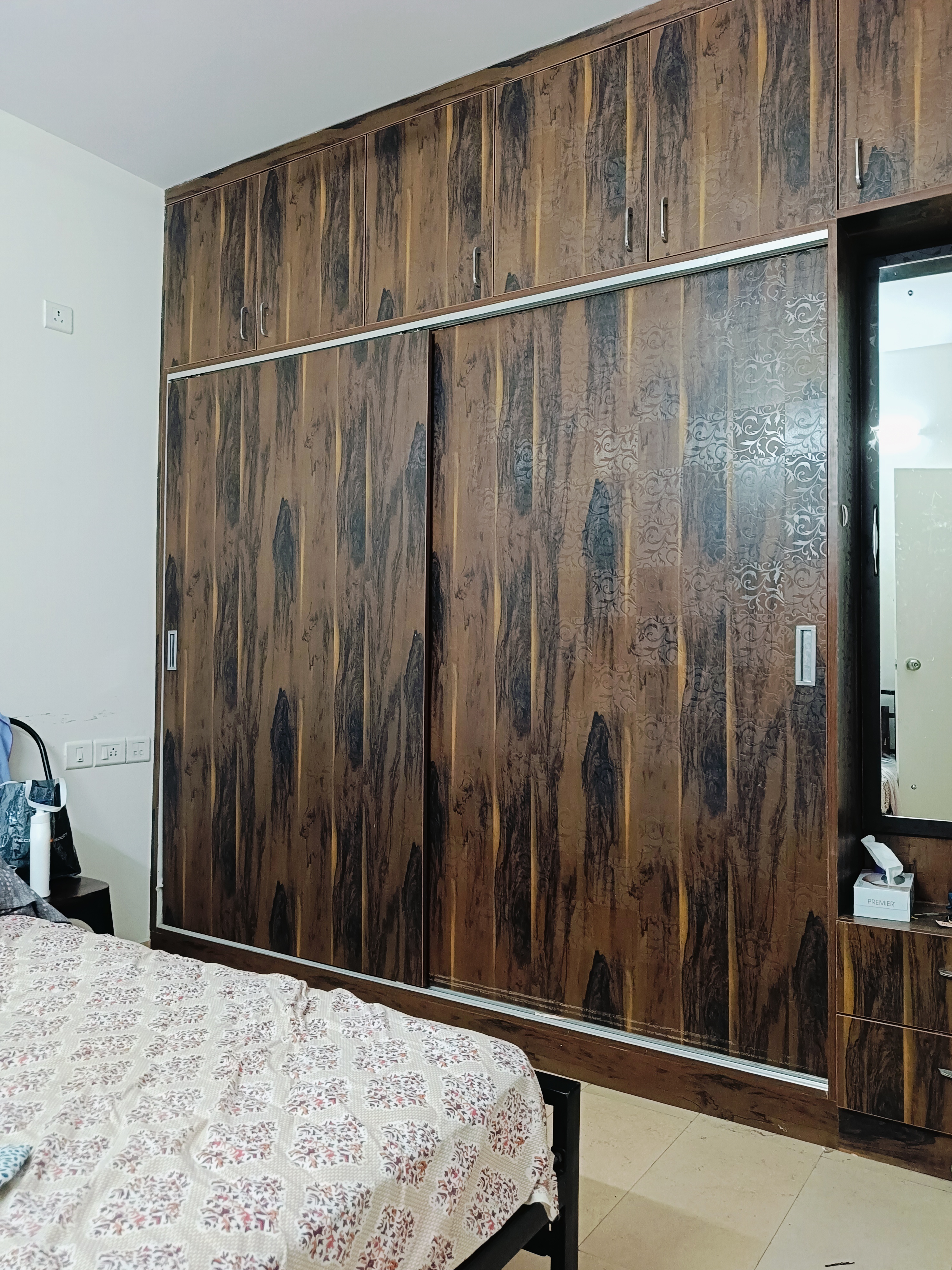 https://findmyroom-property-images-india.s3.ap-south-1.amazonaws.com/cnmth-1716128553509-54521.jpg