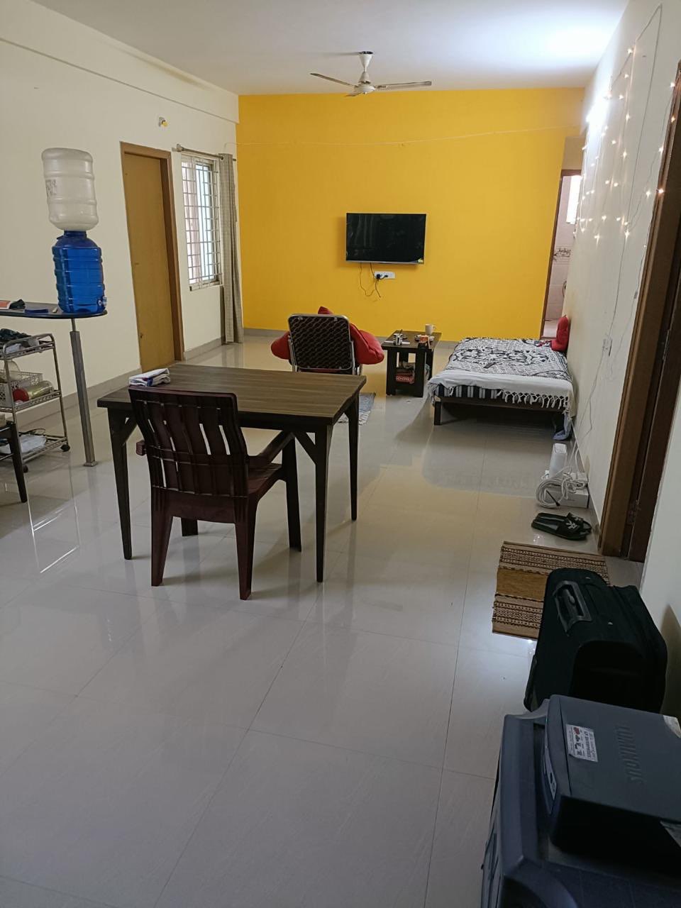 https://findmyroom-property-images-india.s3.ap-south-1.amazonaws.com/cooud-1764926499561-44003