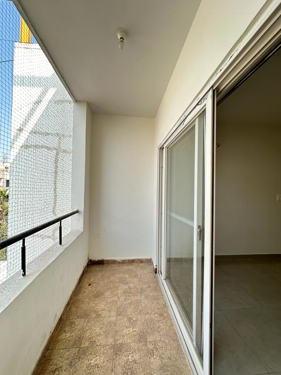 https://findmyroom-property-images-india.s3.ap-south-1.amazonaws.com/cvpvd-1711116251432-42580.jpeg