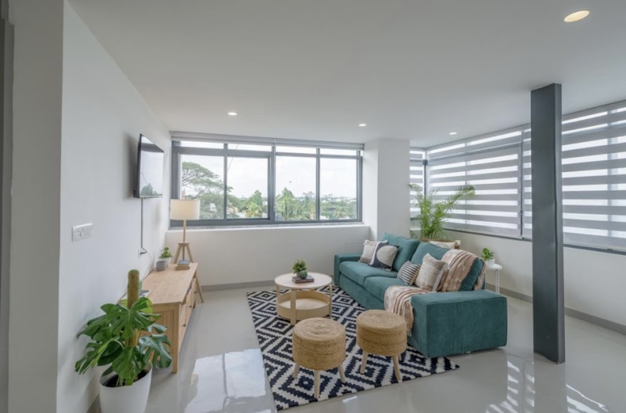 https://findmyroom-property-images-india.s3.ap-south-1.amazonaws.com/cwfre-1759677512862-43554.jpeg
