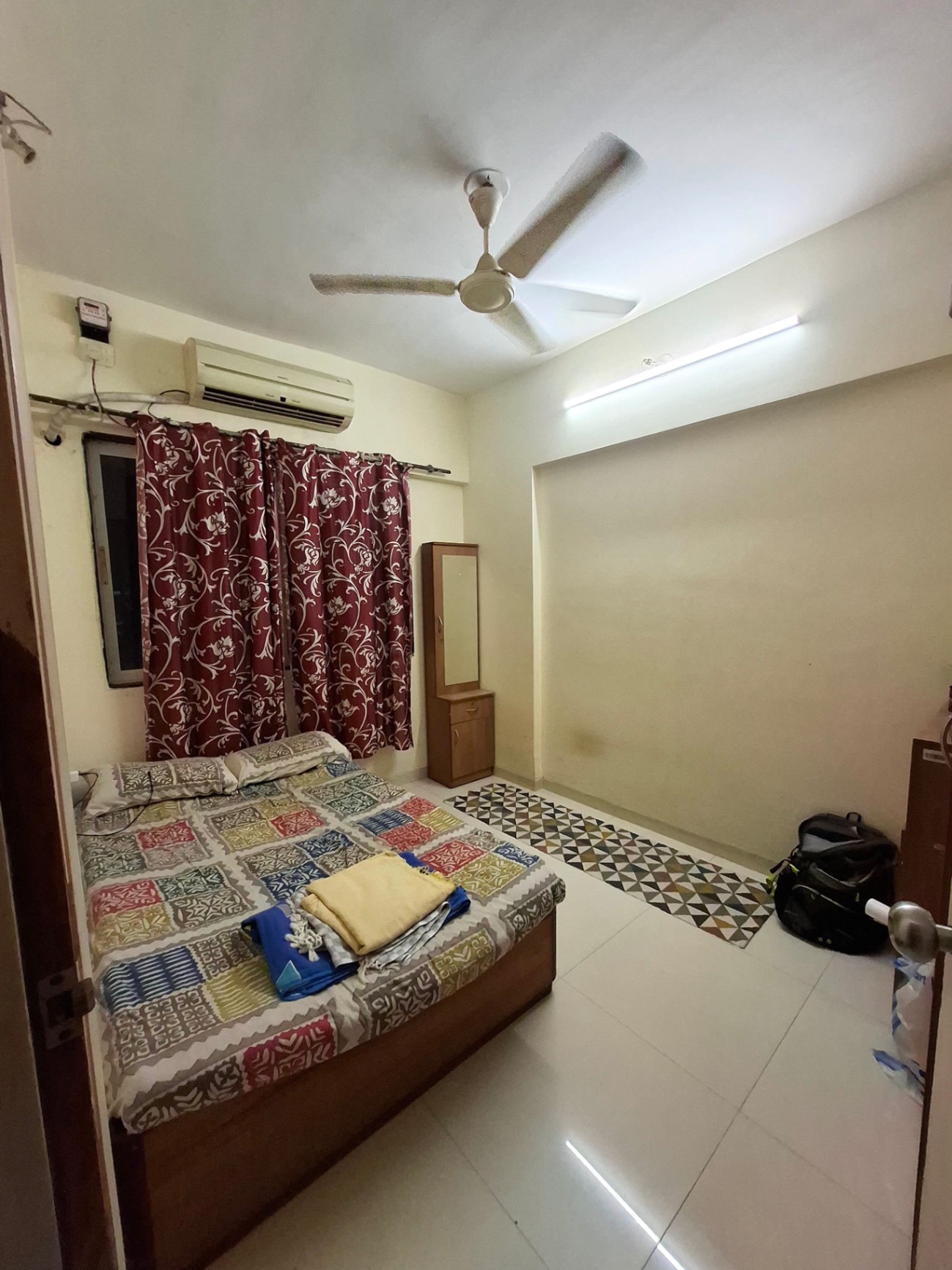 https://findmyroom-property-images-india.s3.ap-south-1.amazonaws.com/cxqfk-1773880180798-27305