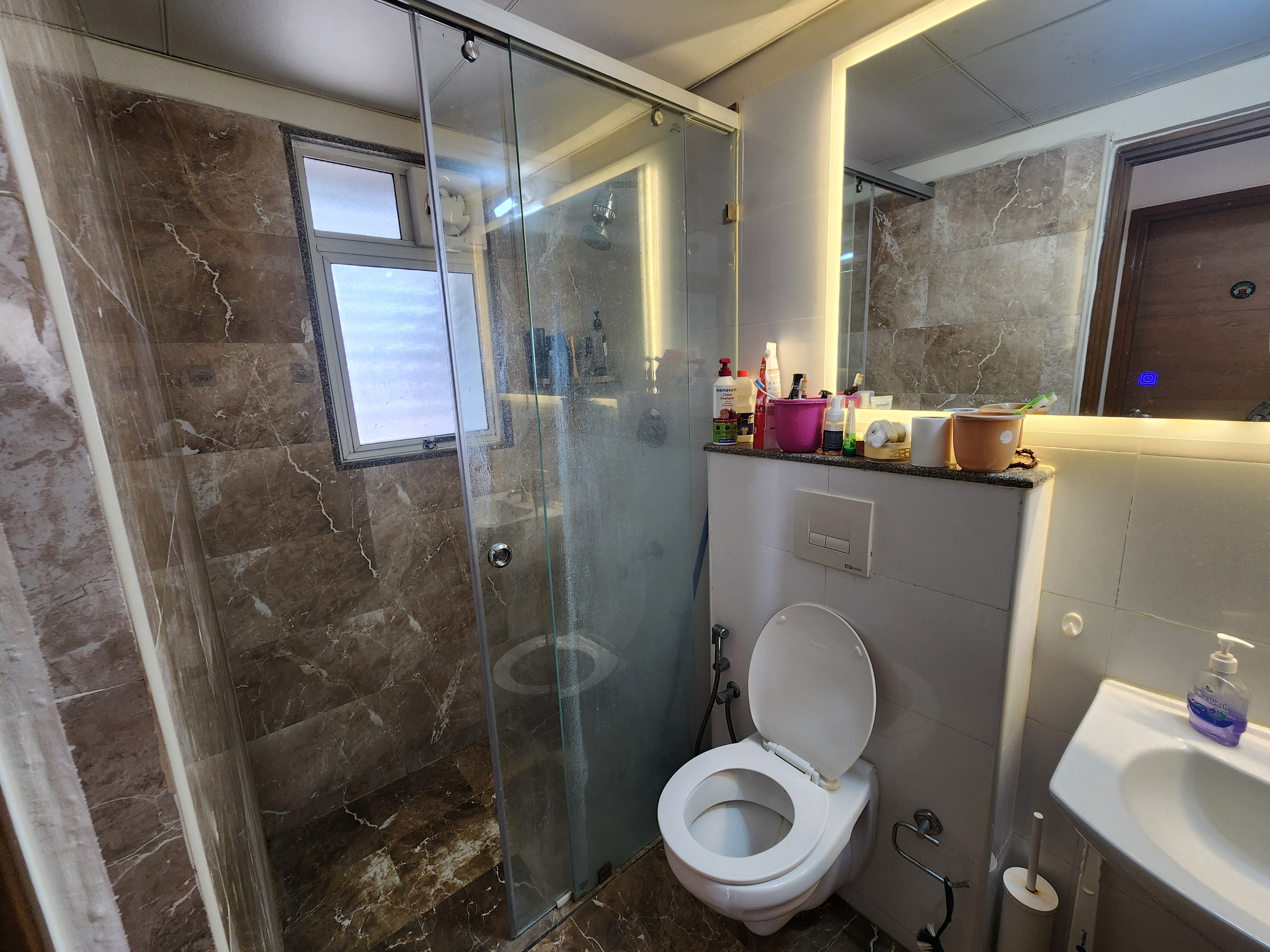 https://findmyroom-property-images-india.s3.ap-south-1.amazonaws.com/cymdc-1743328295683-17503.jpg