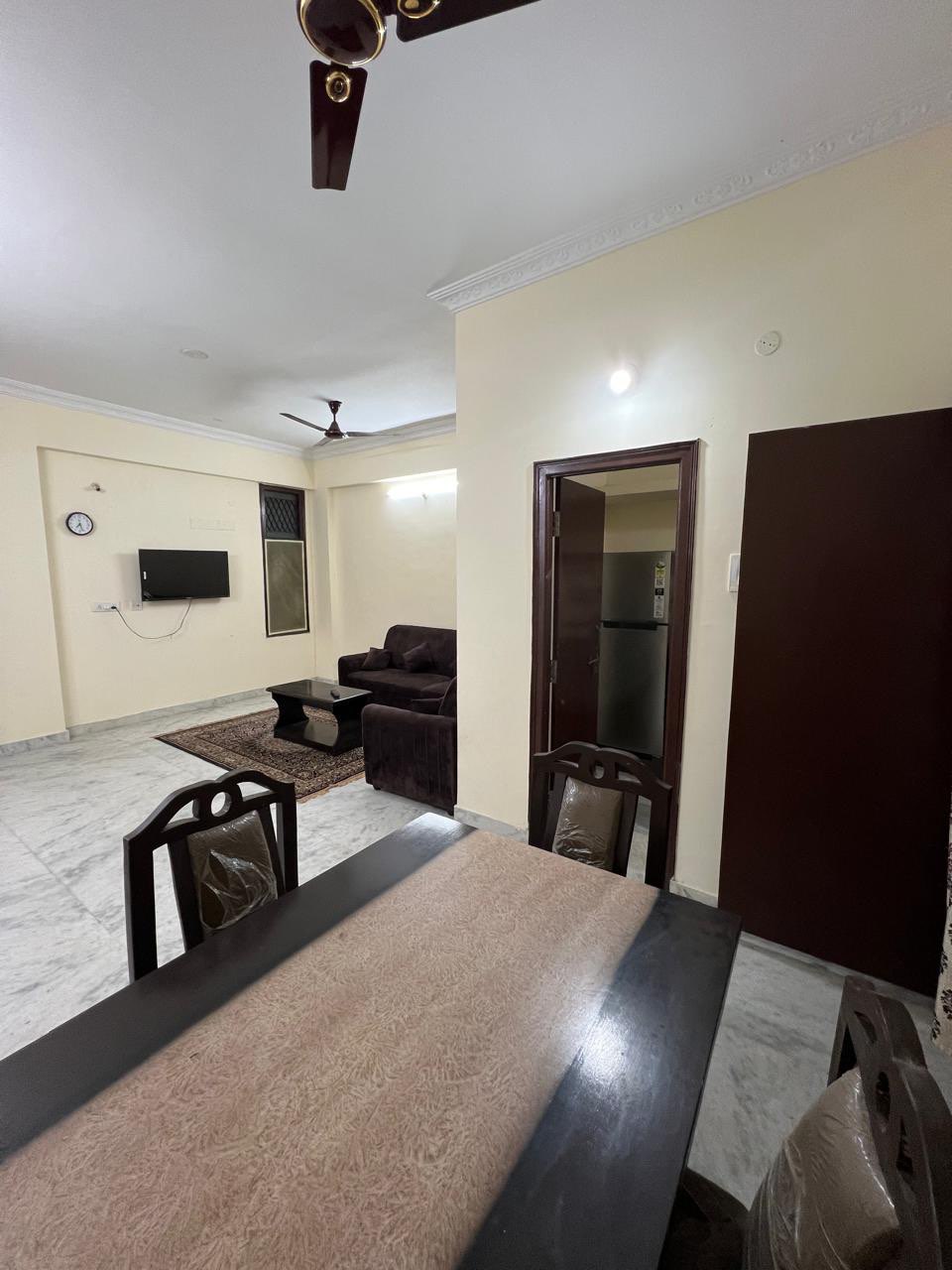 https://findmyroom-property-images-india.s3.ap-south-1.amazonaws.com/dbpkh-1765715396365-54882