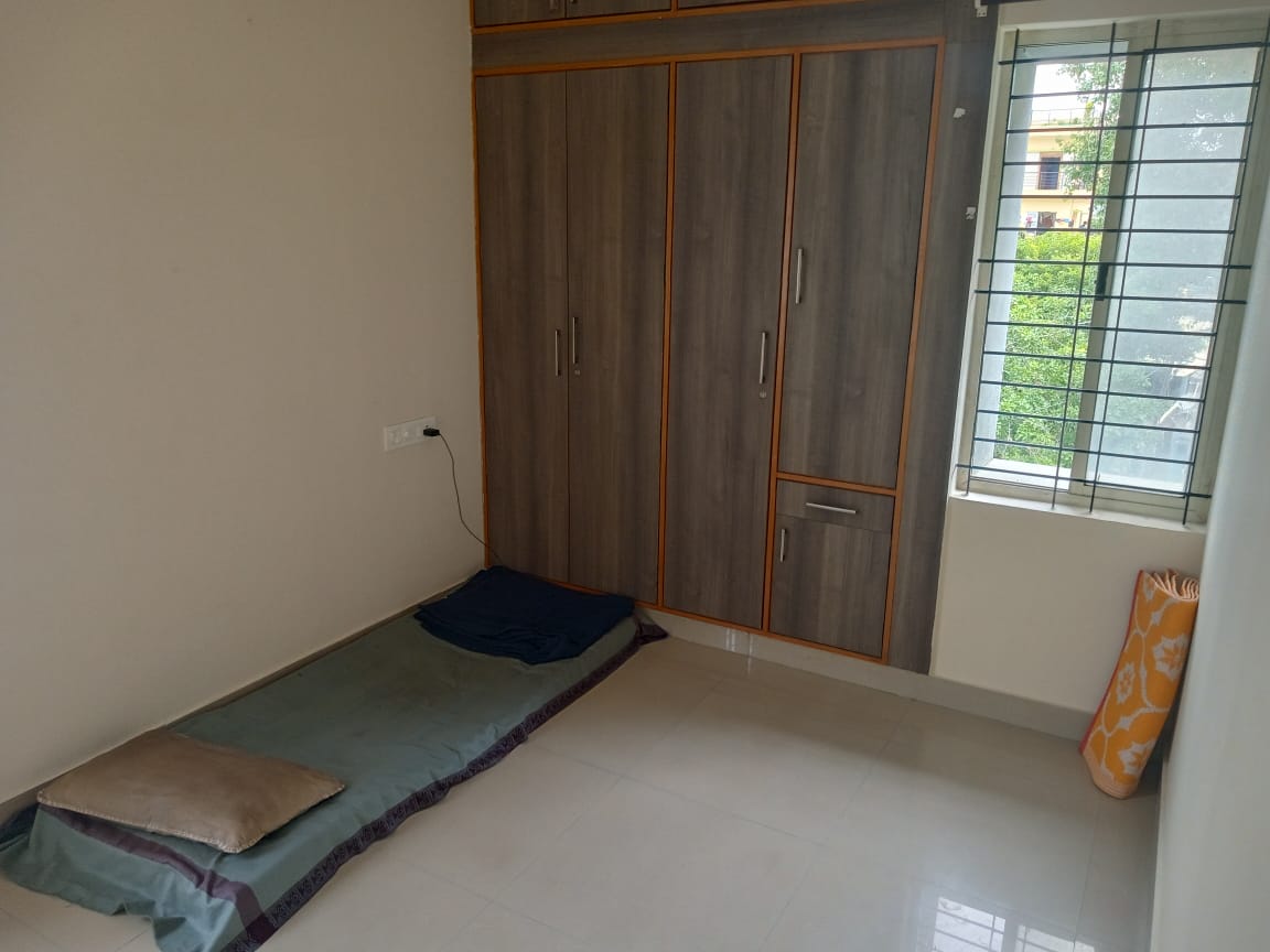 https://findmyroom-property-images-india.s3.ap-south-1.amazonaws.com/dhbta-1741359695209-06284.jpeg