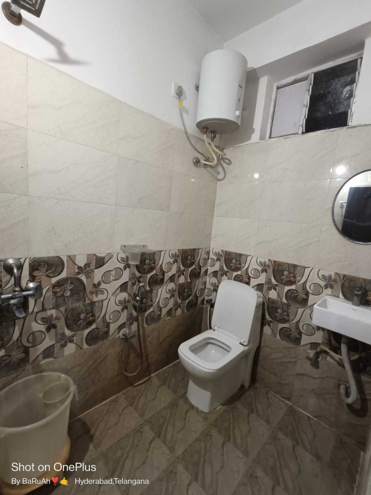 https://findmyroom-property-images-india.s3.ap-south-1.amazonaws.com/dhwoy-1737806600254-30033.jpeg