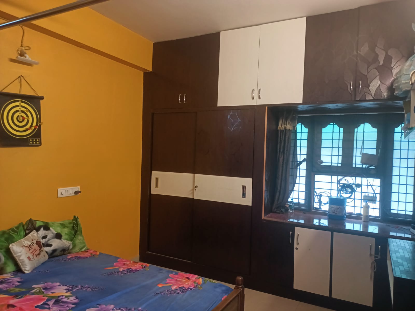 https://findmyroom-property-images-india.s3.ap-south-1.amazonaws.com/dkvay-1704258178569-43171.jpg