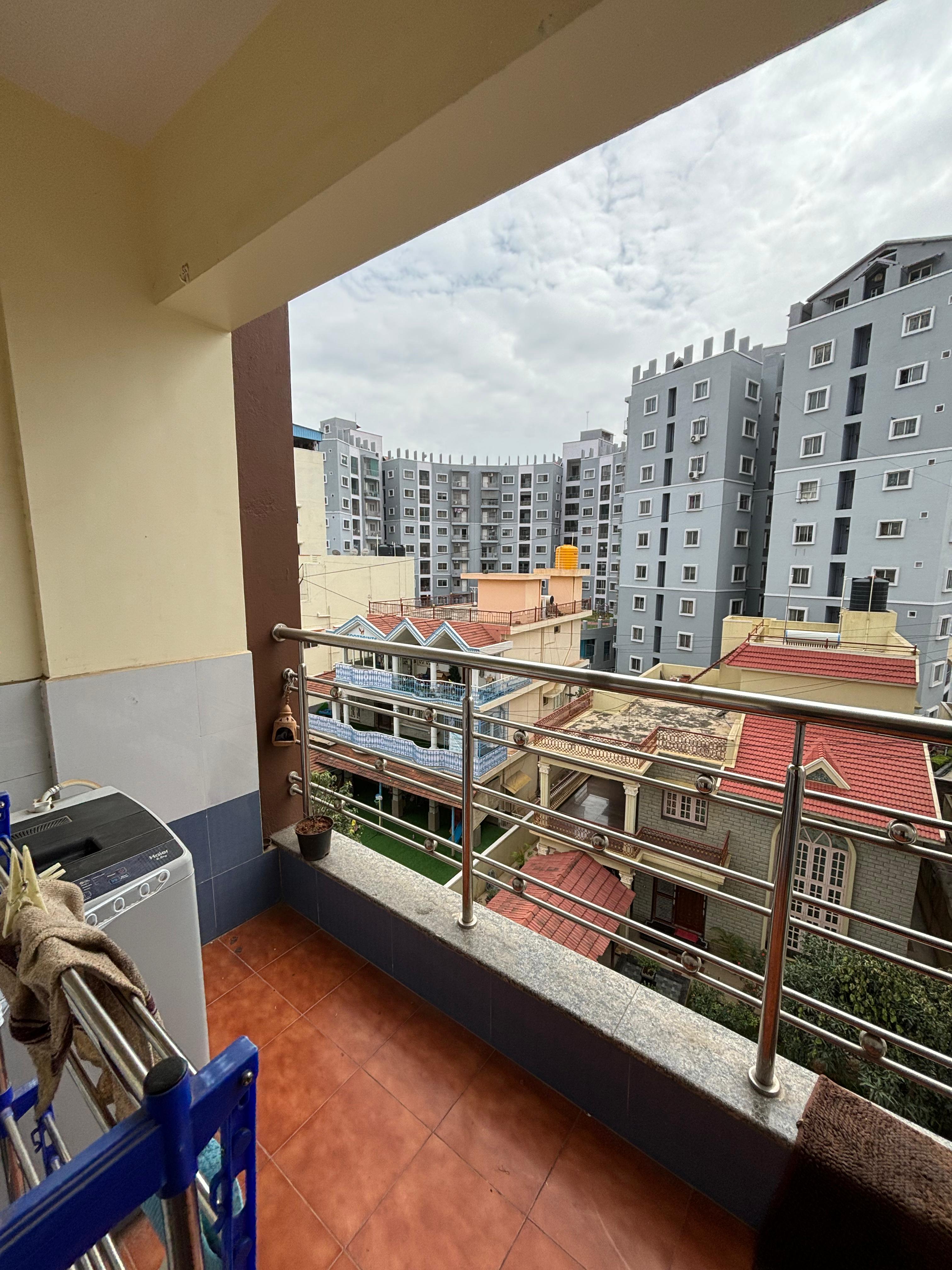 https://findmyroom-property-images-india.s3.ap-south-1.amazonaws.com/dsndp-1704784655864-27588.jpeg