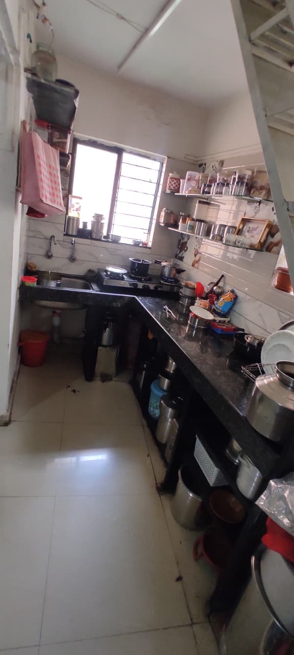 https://findmyroom-property-images-india.s3.ap-south-1.amazonaws.com/dtmaq-1758070461701-62307.jpeg