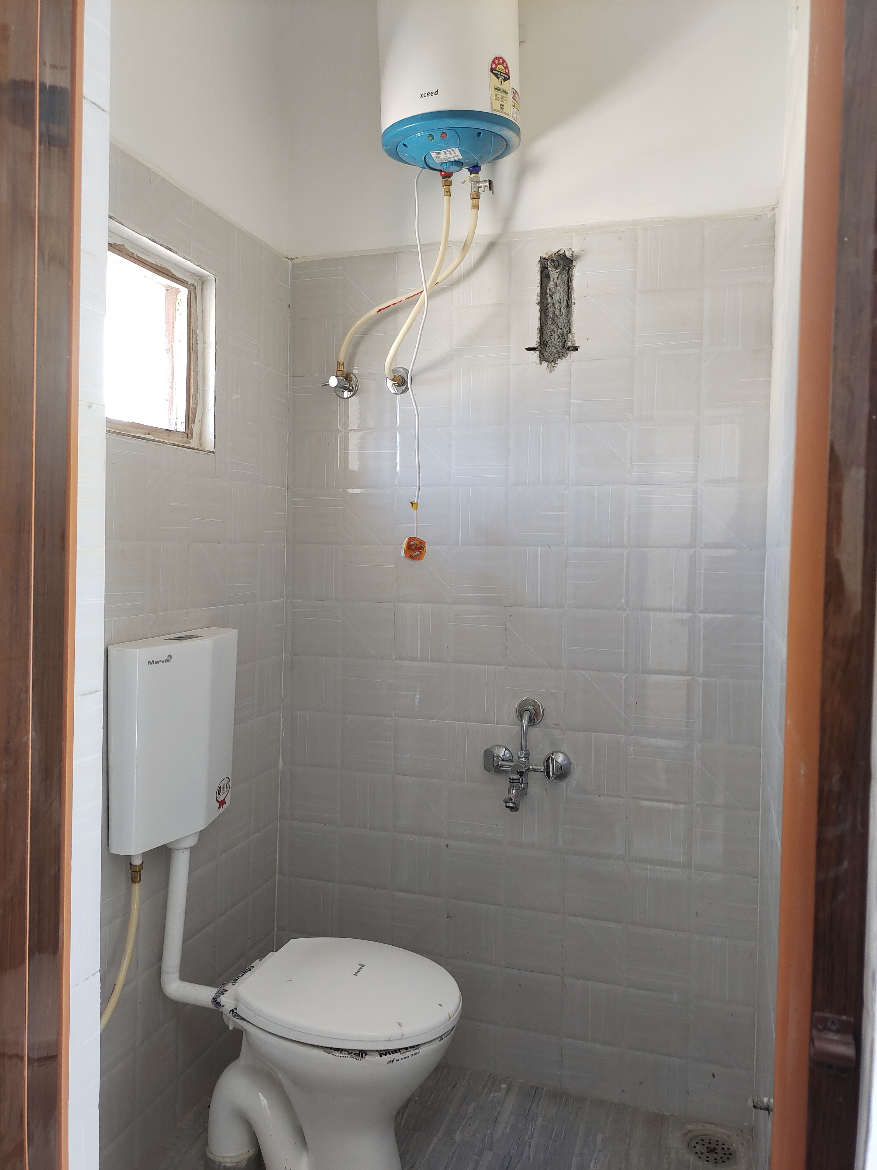https://findmyroom-property-images-india.s3.ap-south-1.amazonaws.com/dtrac-1701066118630-22443.jpg