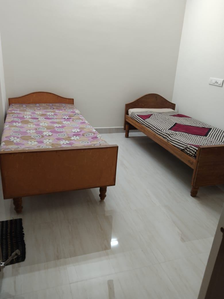 https://findmyroom-property-images-india.s3.ap-south-1.amazonaws.com/dugtf-1773732008720-61735