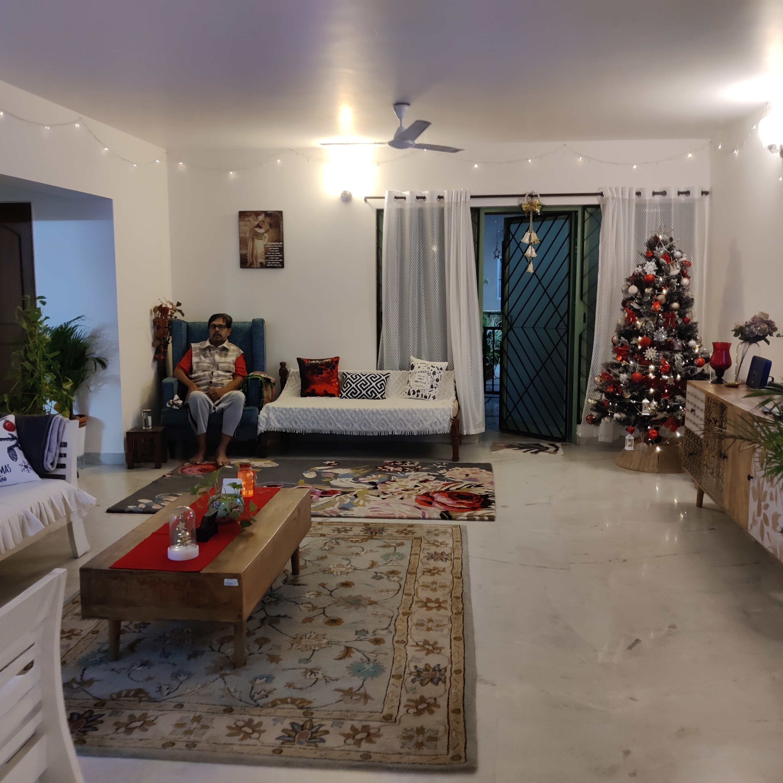 https://findmyroom-property-images-india.s3.ap-south-1.amazonaws.com/ecqlq-1707790071279-16166.jpg