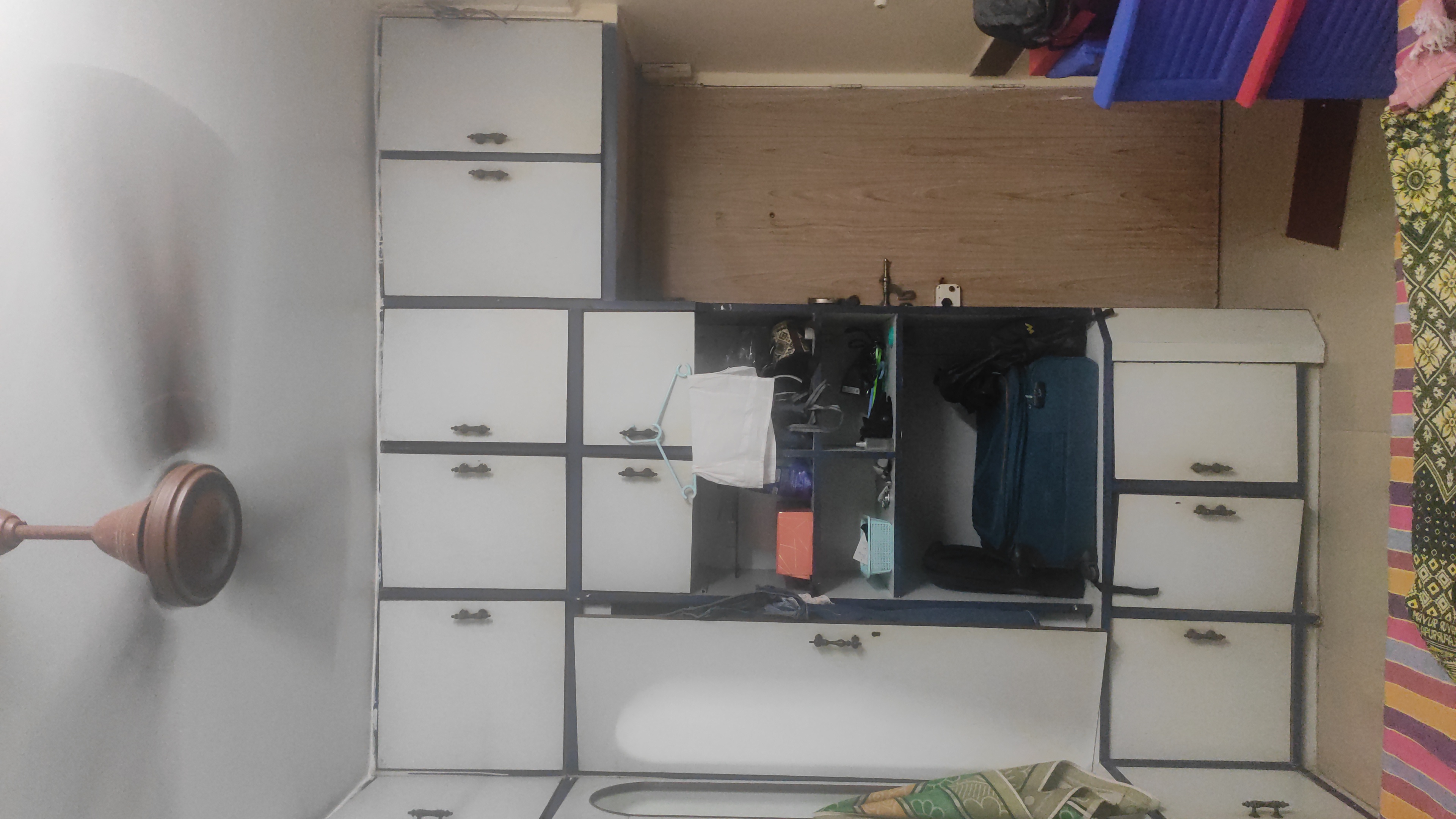 https://findmyroom-property-images-india.s3.ap-south-1.amazonaws.com/efqdv-1750655484044-37168.jpeg