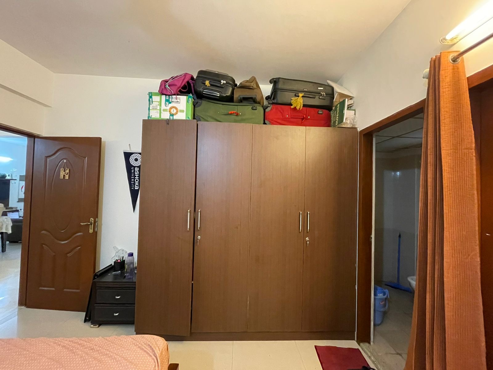 https://findmyroom-property-images-india.s3.ap-south-1.amazonaws.com/egjxs-1720253477894-11220.JPG