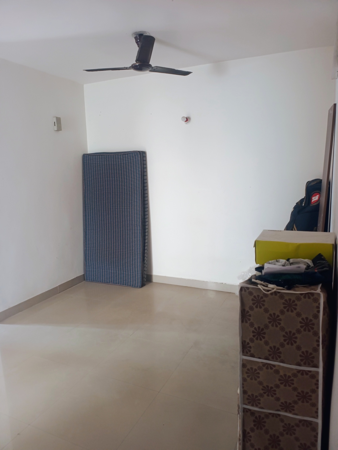 https://findmyroom-property-images-india.s3.ap-south-1.amazonaws.com/ehozu-1770529026151-48384
