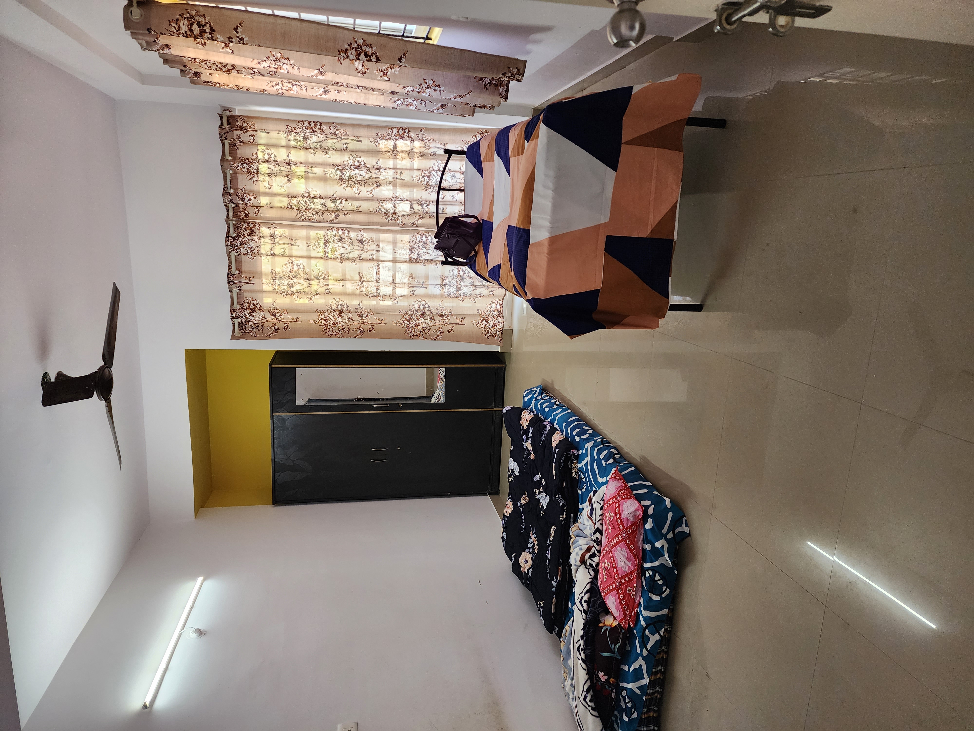 https://findmyroom-property-images-india.s3.ap-south-1.amazonaws.com/ejnus-1682042452497-56354.jpg