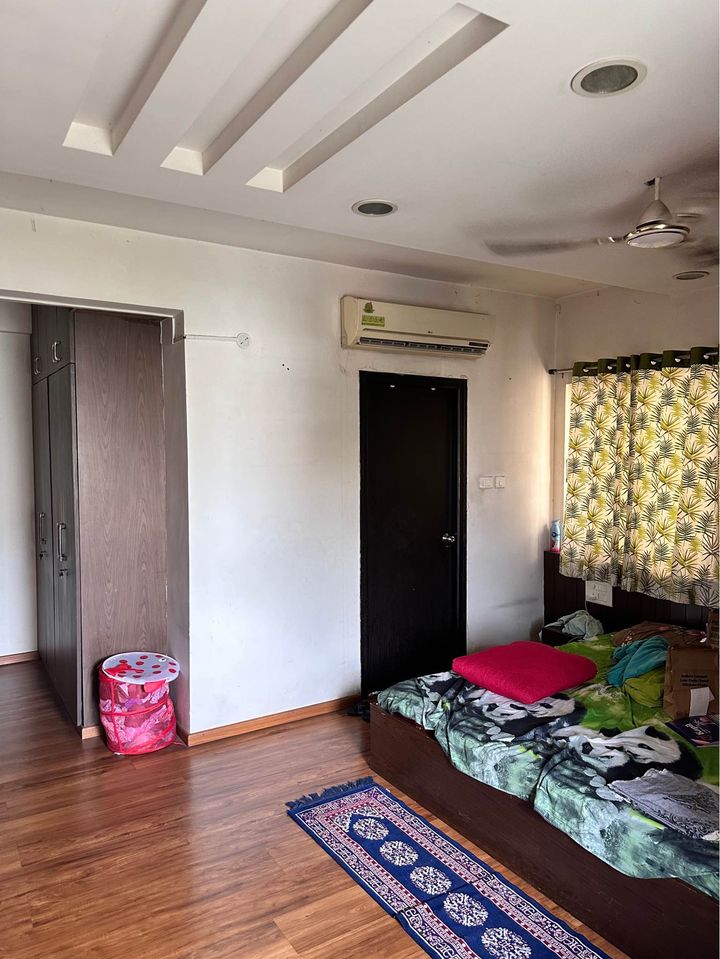 https://findmyroom-property-images-india.s3.ap-south-1.amazonaws.com/etlab-1704271264922-32160.jpg