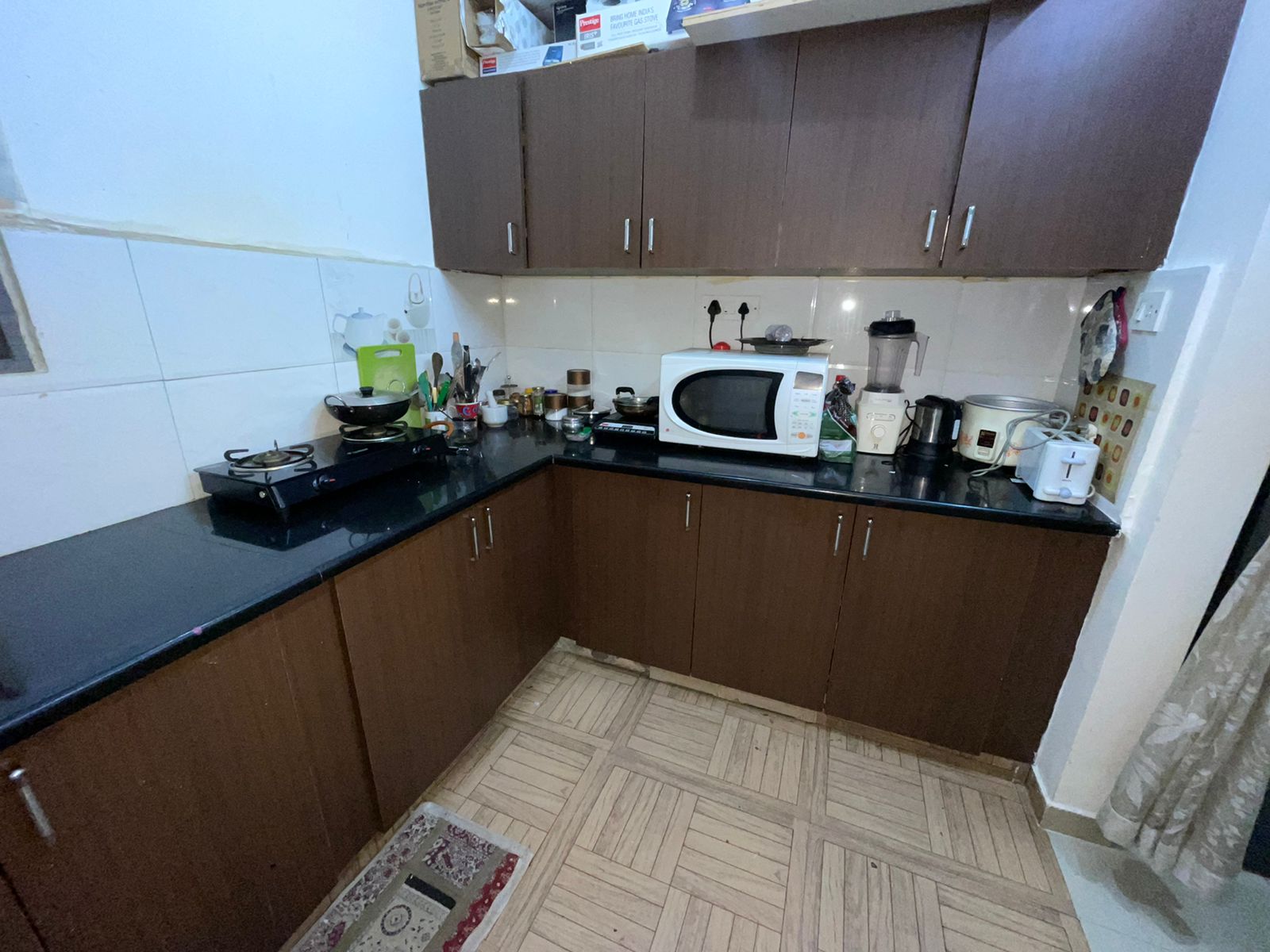 https://findmyroom-property-images-india.s3.ap-south-1.amazonaws.com/exfsg-1720253477869-04765.JPG