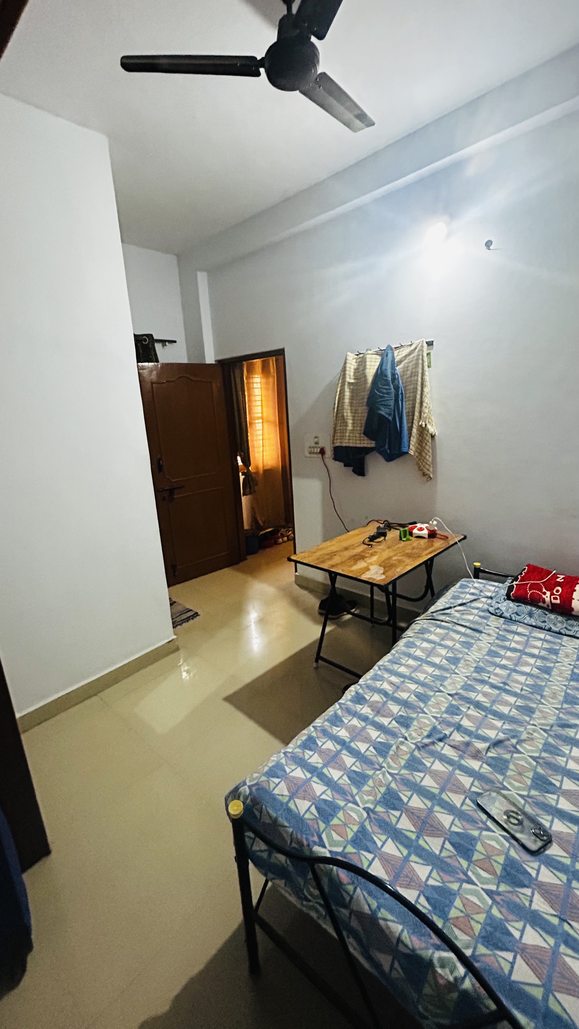 https://findmyroom-property-images-india.s3.ap-south-1.amazonaws.com/ezemg-1688980673181-65431.jpeg