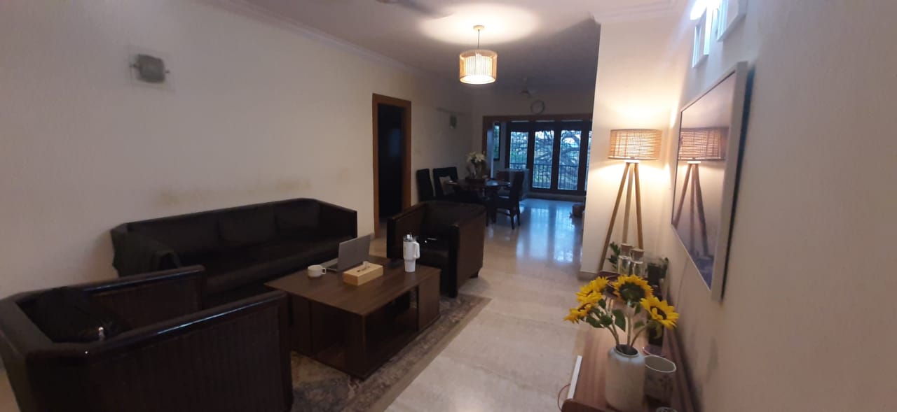 https://findmyroom-property-images-india.s3.ap-south-1.amazonaws.com/ezstp-1741417700468-25011.jpg
